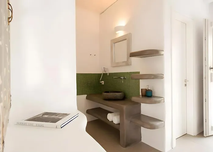 Echinousa Maisonette No3 * Kímolos