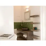 Echinousa Maisonette No3 * Kímolosz