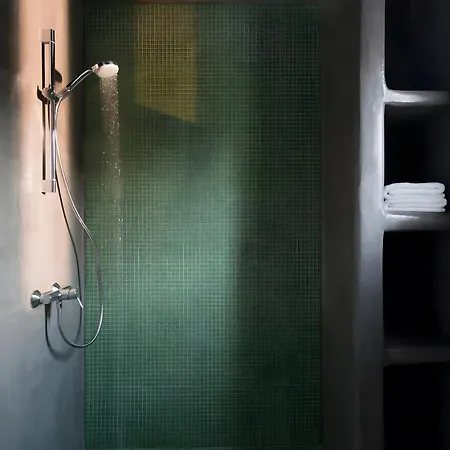 Echinousa Maisonette No3